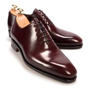 Carmina Wholecut Oxford 910 en Shell Cordovan Burgundy